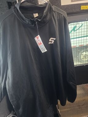 Snap Men’s Black Performance Quarter-Zip Pullover